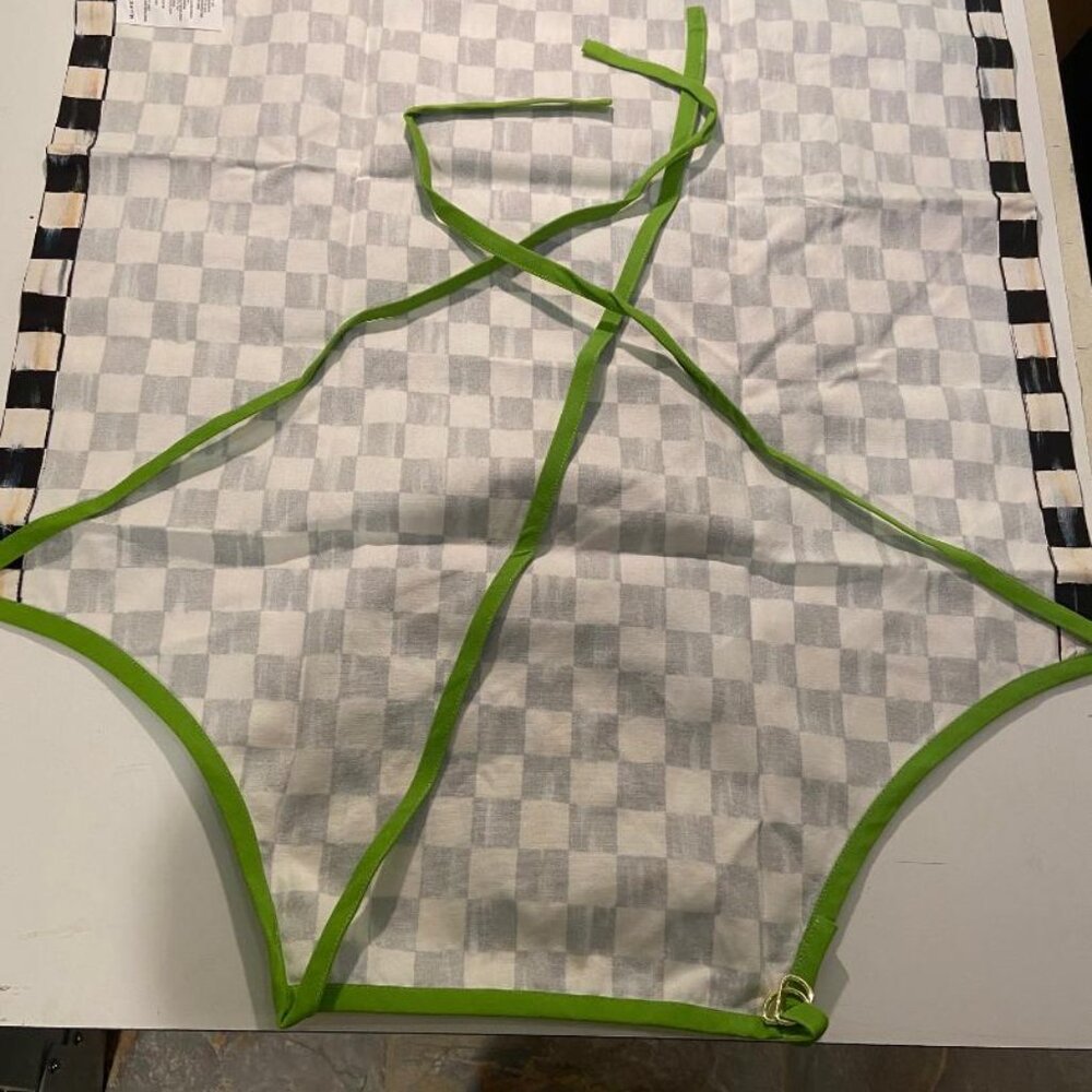 MacKenzie-Childs Courtly Check Apron and Flower to Market to go Tote - Picture 6 of 9